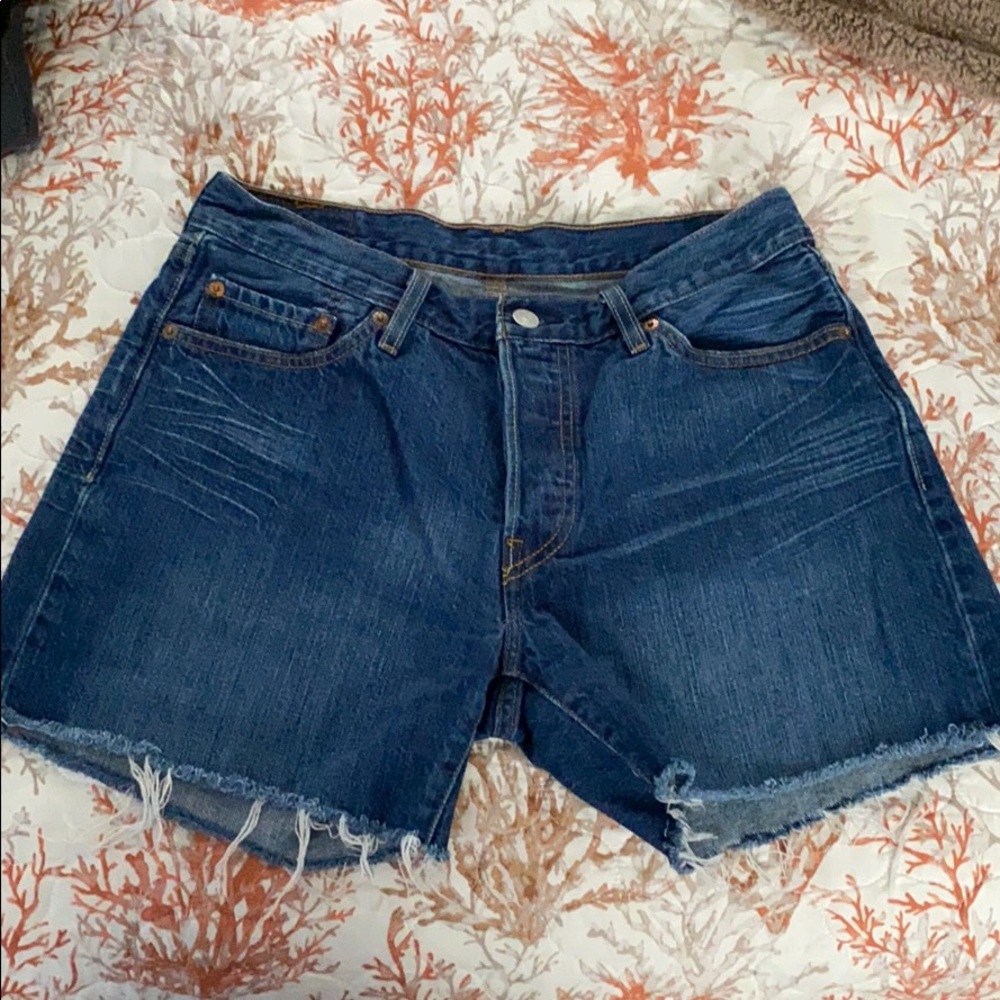 Iconic 501 cutoffs